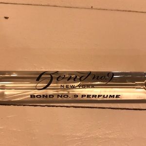 Signature scent from Bond no 9